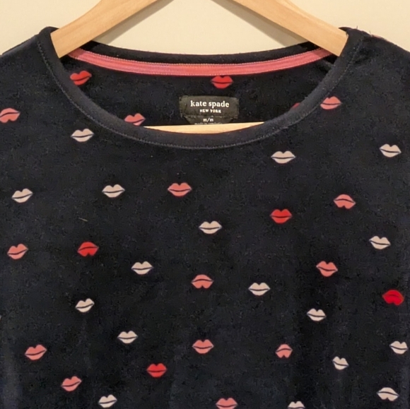 Kate Spade M Women's Super Soft Fuzzy Lip Print Pyjama Shirt - Picture 2 of 4